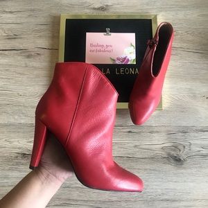 NEW Halogen Makayla Ankle Booties, sz 6.5